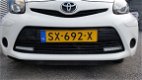 Toyota Aygo - 1.0 VVT-i Aspiration//AIRCO/2013/Nw Apk 2j/bluetooth/Garantie - 1 - Thumbnail