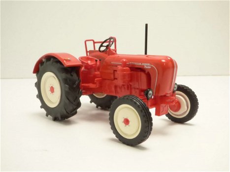 1:43 IXO TRA002G Porsche Master N 419 1962 Diesel traktor rood - 1