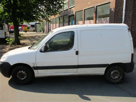 PEUGEOT PARTNER 2.0 HDI 2005 Onderdelen en Plaatwerk - 1