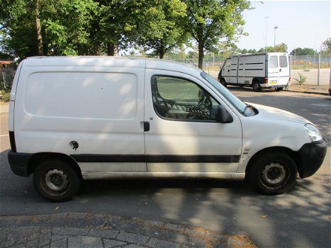 PEUGEOT PARTNER 2.0 HDI 2005 Onderdelen en Plaatwerk - 2