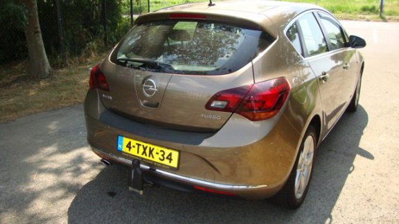 Opel Astra - 1.4 Turbo Ecotec 140pk Cosmo - 1