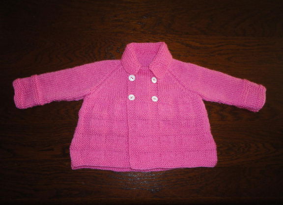 014 Cyclaam rood (oud rose) jasje maat ca. 56 - nr. 1