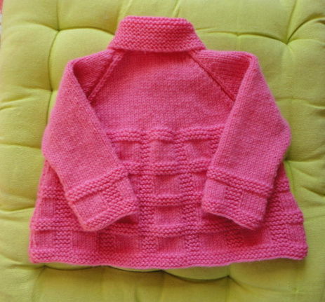 014 Cyclaam rood (oud rose) jasje maat ca. 56 - Afbeelding 2