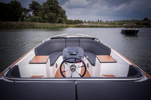 Maxima Boat 720 Retro - 8