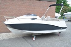 Quicksilver Activ 505 Cabin