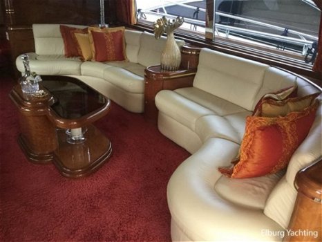 Elegance 76 Flybridge - 3