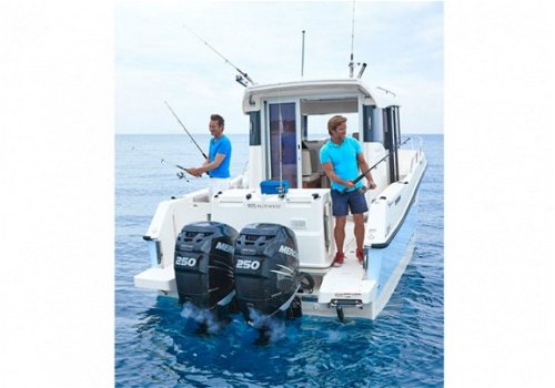 Quicksilver Captur 905 Pilothouse - 3