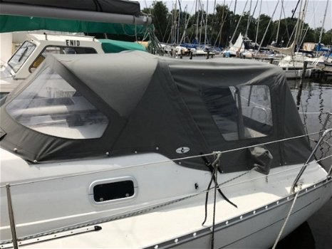 Beneteau Oceanis 281 - 5