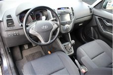Hyundai ix20 - 1.4-16V 90pk GO | Rijklaar | Navigatie | Achteruitrijcamera | Parkeersensoren