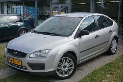 Ford Focus - Focus 1.6-16V Ambiente/Airco/El.ramen/PDC/LMV/NAP - 1