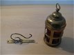 Voor in het poppenhuis...antiek koperen miniatuur lamp met hanger jaren 50! - 2 - Thumbnail
