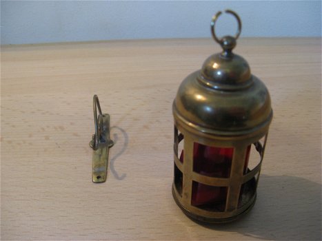Voor in het poppenhuis...antiek koperen miniatuur lamp met hanger jaren 50! - 3