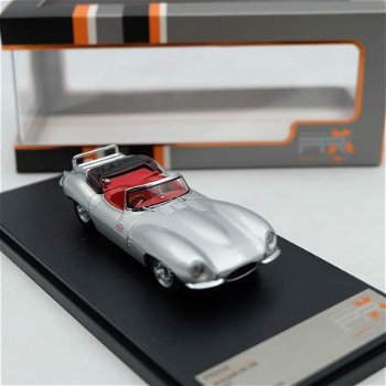 1:43 Premium X PRD535 Jaguar XK SS 1957 silver (Ixo) - 2