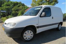 Peugeot Partner - 1.4i Benzine met Slechts 126000 km