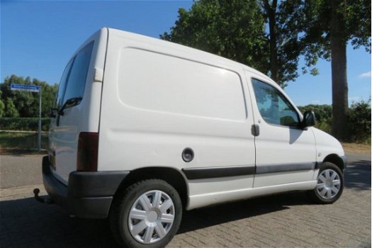 Peugeot Partner - 1.4i Benzine met Slechts 126000 km - 1