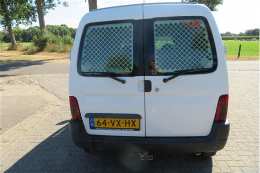 Peugeot Partner - 1.4i Benzine met Slechts 126000 km - 1