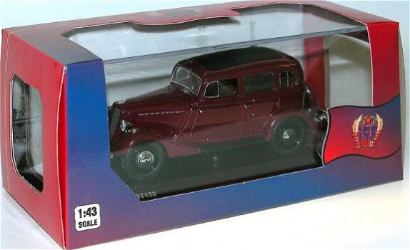 1:43 IXO IST152 GAZ M1 sedan 1942 donkerrood - 3