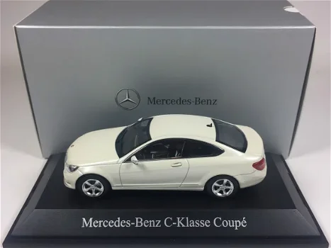 1:43 Norev Mercedes-Benz C-Klasse Coupe C204 W204 White - 0