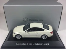 1:43 Norev Mercedes-Benz C-Klasse Coupe C204 W204 White