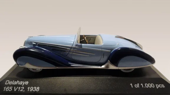 1:43 WhiteBox 1938 Delahaye 165 V12 cabrio twotone blue - 1