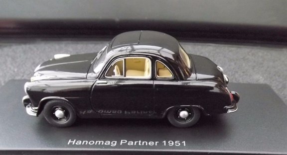1:43 BoS Models 43045 Hanomag Partner 1951 zwart resin - 4