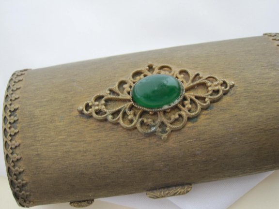 Doosje antiek bewerkt met groene steen 9.2x4.6 cm. - Afbeelding 4