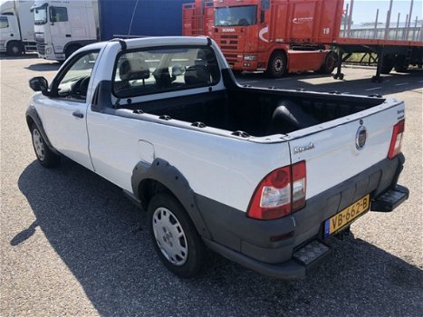 Fiat Strada Pick-up - open laadbak, 30.000 km Strada - 1