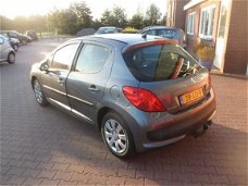 Peugeot 207 - 1.6 VTi XS