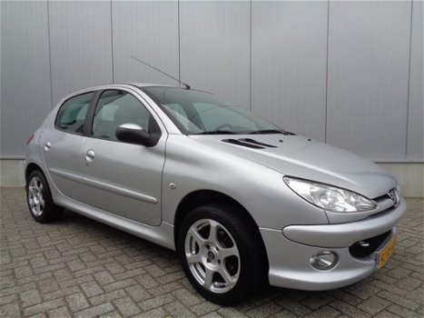 Peugeot 206 - 1.4 FOREVER 5DRS 65DKM - 1