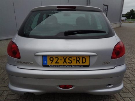 Peugeot 206 - 1.4 FOREVER 5DRS 65DKM - 1