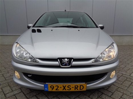 Peugeot 206 - 1.4 FOREVER 5DRS 65DKM - 1