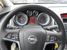Opel Astra - 1.4i TURBO DESIGN EDITION PDC/Cruise/LMV