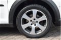 Volkswagen Touran - 1.4 TSI CROSS Navigatie | Airco-Clima | Lm Velgen | Privacy Glass | Parkeersenso - 1 - Thumbnail