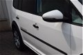 Volkswagen Touran - 1.4 TSI CROSS Navigatie | Airco-Clima | Lm Velgen | Privacy Glass | Parkeersenso - 1 - Thumbnail