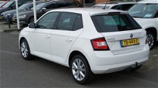 Skoda Fabia - 1.0 75PK EDITION AMBITION TREKHAAK 29149 KM