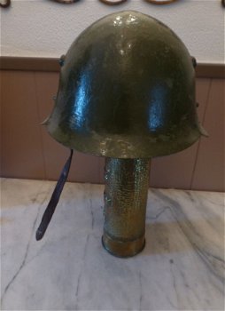 Bulgaarse helm wo2 - 1