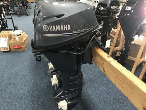 Buitenboord motor Yamaha 15 pk F15 CEL - 1