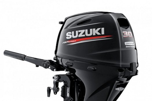 Suzuki DF30 - 1