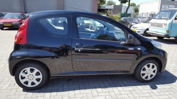 Peugeot 107 - 1.0-12V Millesim 200 * MET AIRCO - APK BIJ AFLEVERING - 1