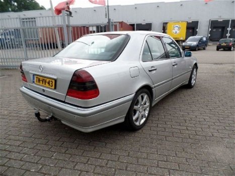 Mercedes-Benz C-klasse - 180 Elegance climatecontrol - 1