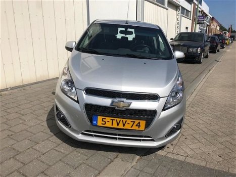 Chevrolet Spark - 1.0 16V LT in nieuwstaat zeer lage km stand - 1