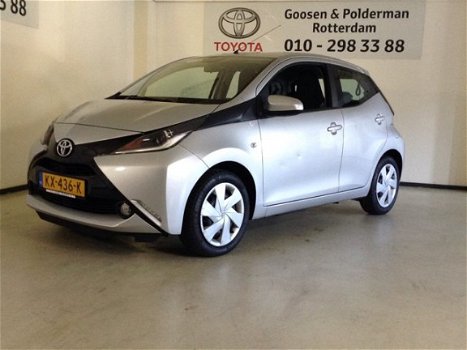 Toyota Aygo - 1.0 5D x-play, airco, camera, bluetooth, NL auto - 1