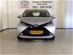 Toyota Aygo - 1.0 5D x-play, airco, camera, bluetooth, NL auto - 1 - Thumbnail