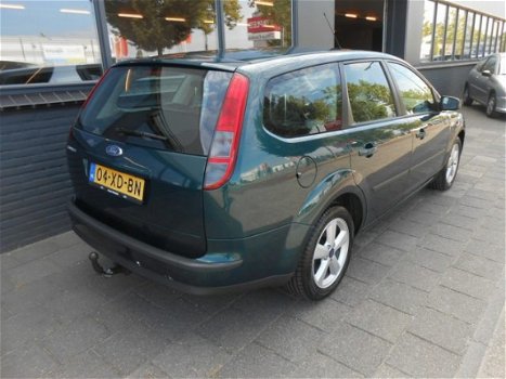 Ford Focus Wagon - 1.6 16V TREND - 1