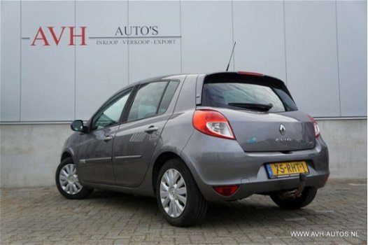 Renault Clio - 1.5 dci serie limitee parisiènne - 1