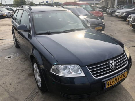 Volkswagen Passat - 2.0 - 1