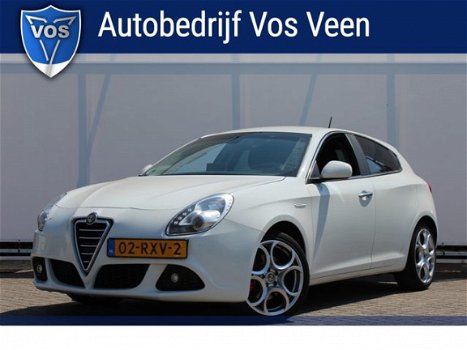 Alfa Romeo Giulietta - 1.4 T 170PK DISTINCTIVE | Navigatie | Climate Control | - 1