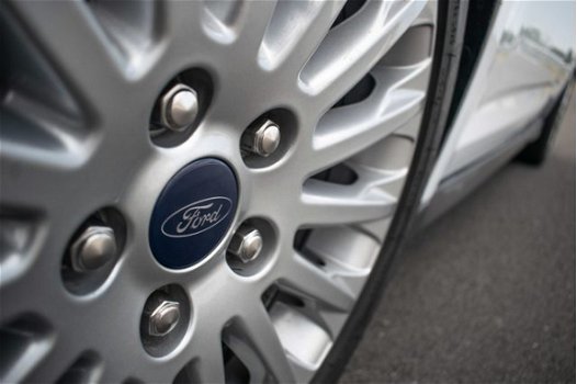 Ford C-Max - 1.6 ECOB. 150PK TITANIUM 1500KG TREKKKEN #NAVI #SONY #CAM #XENON #STOELVERW. 100% deale - 1