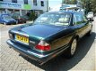 Daimler 4.0 - 4.0 V8 Super LWB 363pk Volledig onderhoud Navi Leder Etc - 1 - Thumbnail