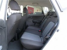 Kia Venga - 1.4 EconomyLine 7 JAAR GARANTIE